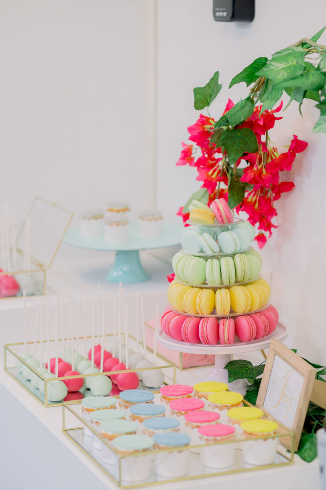 Candy Bar στα χρώματα των νέων σειρών για τα μαλλιά της OnCare by Selective Professional